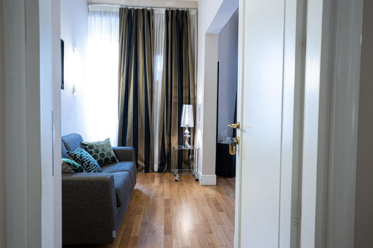 רומא Cardilli Luxury Rooms מראה חיצוני תמונה