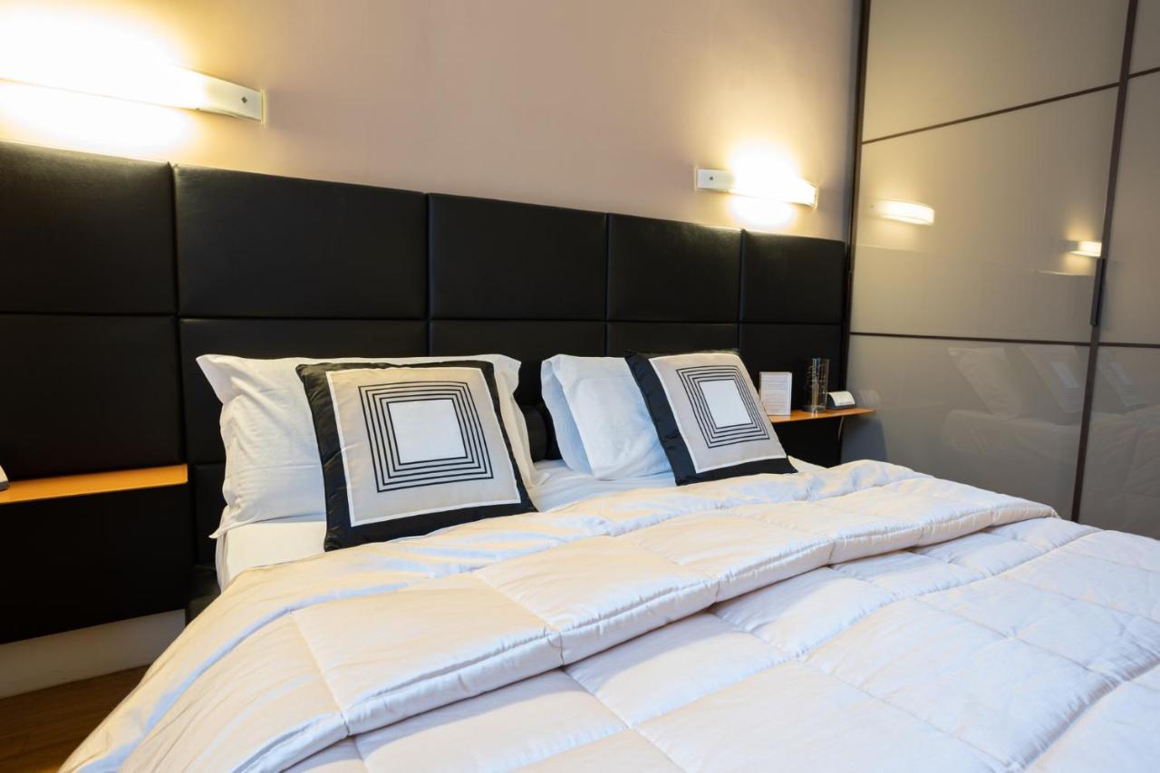 רומא Cardilli Luxury Rooms מראה חיצוני תמונה