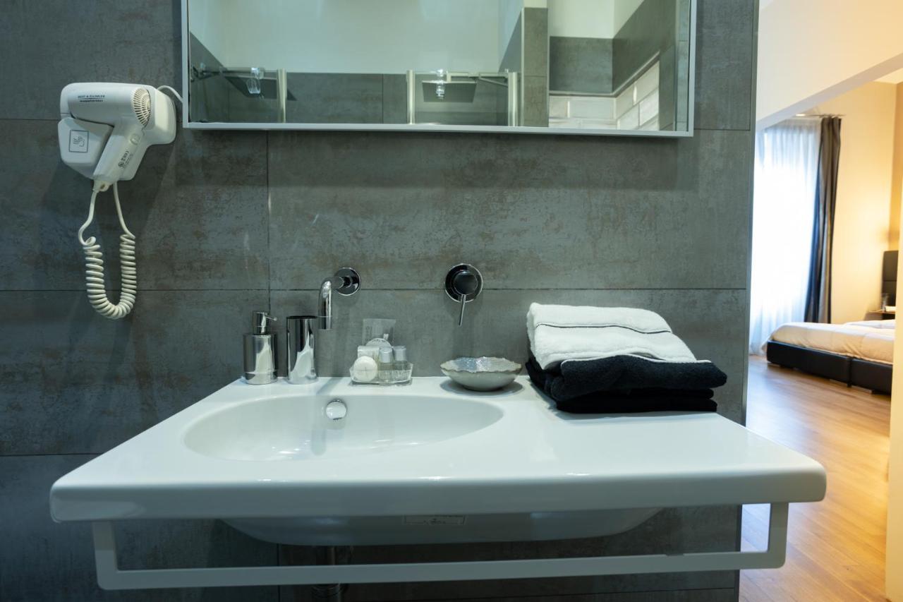 רומא Cardilli Luxury Rooms מראה חיצוני תמונה