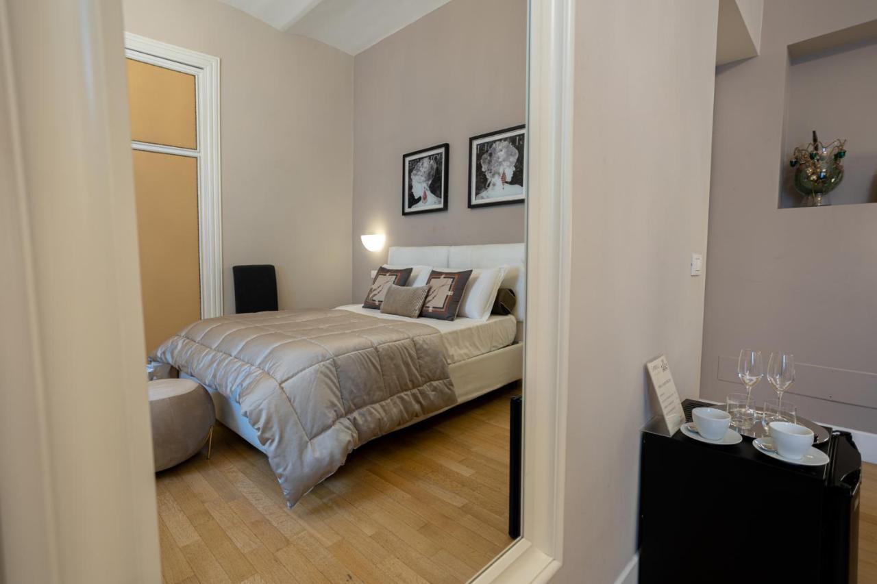 רומא Cardilli Luxury Rooms מראה חיצוני תמונה